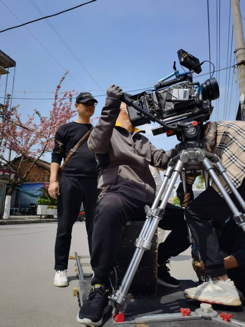 金口河区广告片拍摄：快消品牌爆款之选，网感内容适配社媒传播！